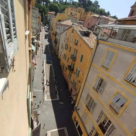 Vieux Dernier Etage ניס